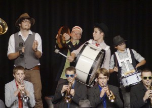 fanfare toi même percussion